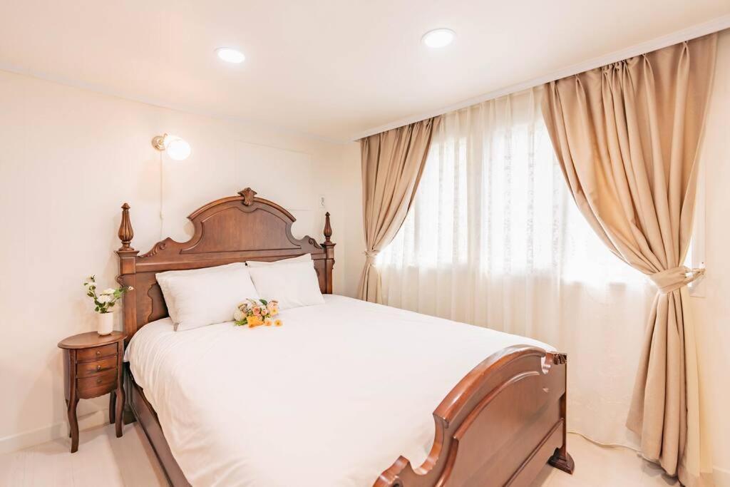 House For Large Families, Metro 2min, #security Villa *